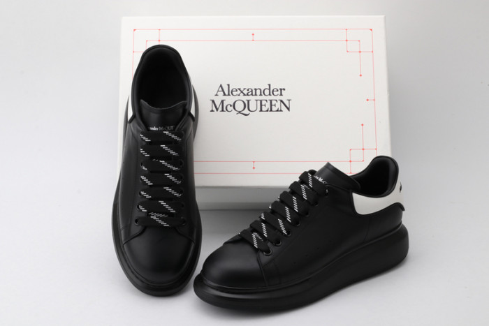 ALEX MCQU SNEAKER