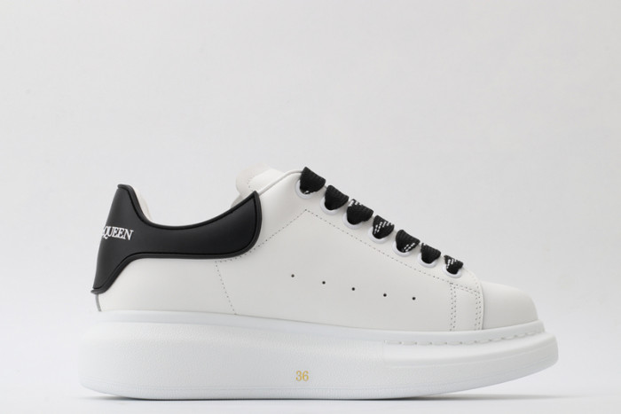 ALEX MCQU SNEAKER