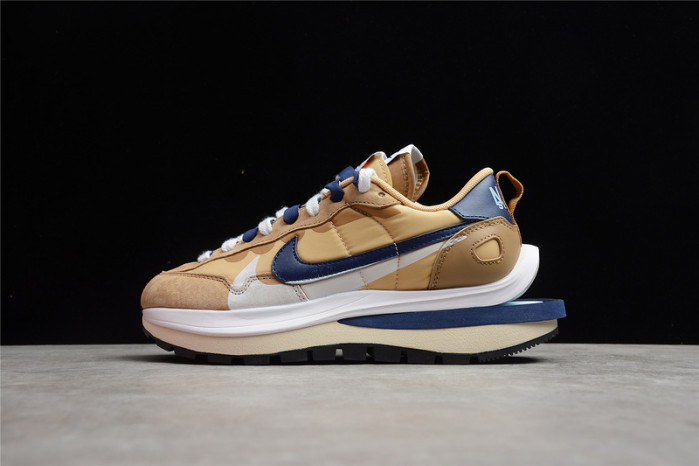 SACAI X NIKE VAPORWAFFLE SESAME BLUE VOID DD1875-200