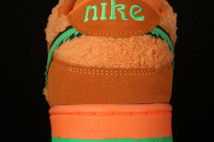 GRATEFUL DEAD X NIKE SB DUNK LOW "ORANGE BEAR"-CJ5378-800