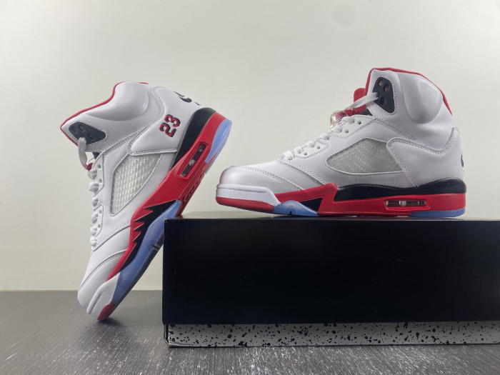 Air Jordan 5 Retro Fire Red Black Tongue (2013)  136027-120