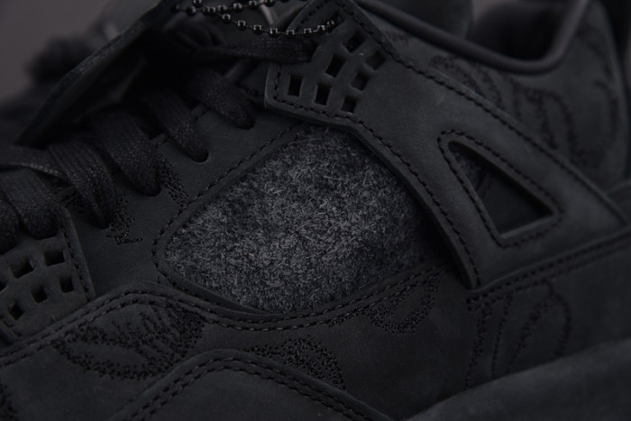 KAWS x Air Jordan 4 Retro 