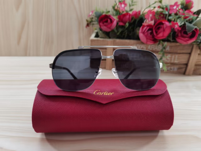 CART1ER SUNGLASSES