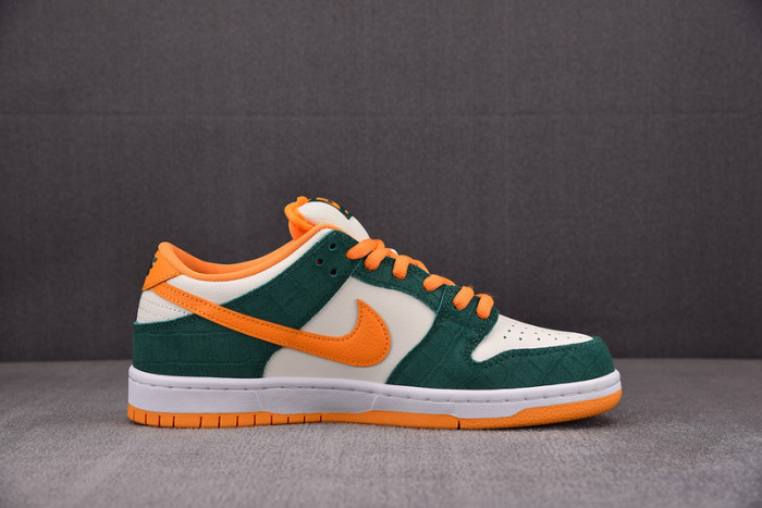 Nike Dunk SB Low Pro “Legion Pine” 304292-383