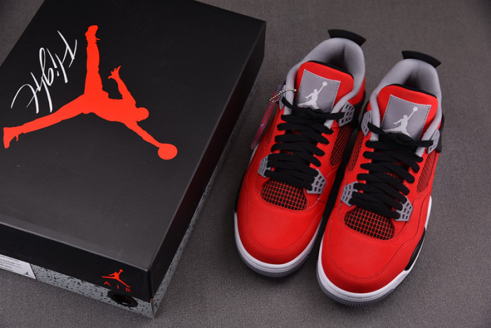 AIR JORDAN 4 RETRO 