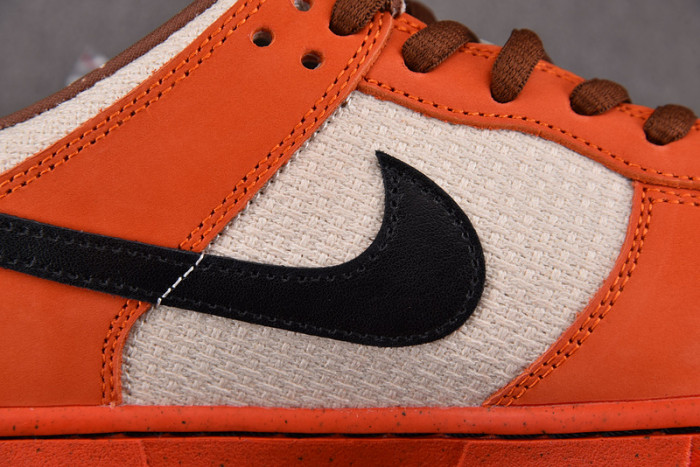 NIKE Dunk SB Low Premium “Un-Hemp” 313170-101