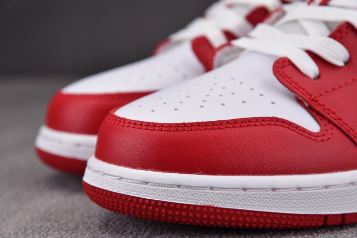 Air Jordan 1 Low “Gym Red” 553560-611