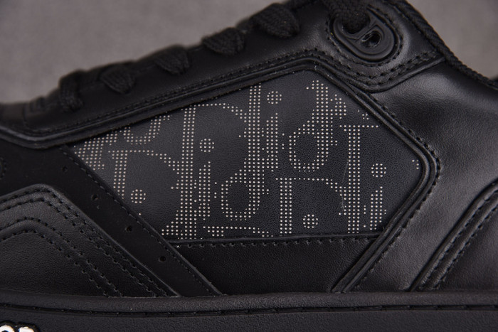 D10R B27 LOW SNEAKER