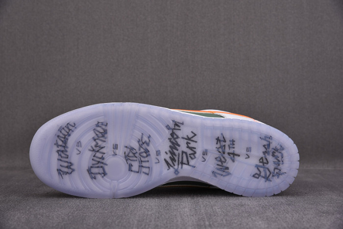 NIKE DUNK LOW NY VS. NY DN2489-300