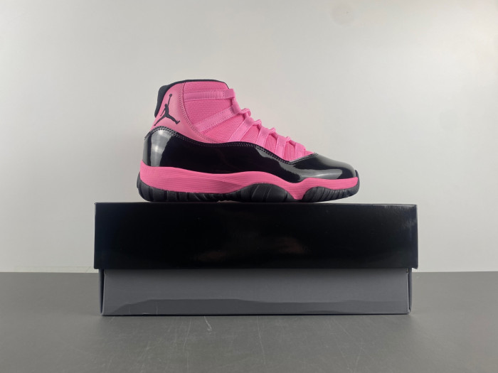 Air Jordan 11 pink