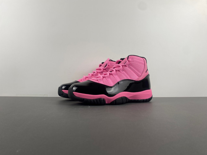 Air Jordan 11 pink