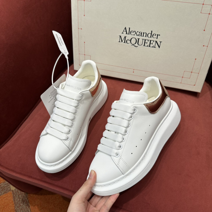 ALEX MCQU SNEAKER