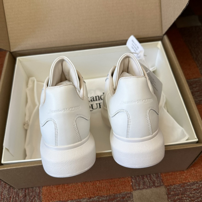 ALEX MCQU SNEAKER