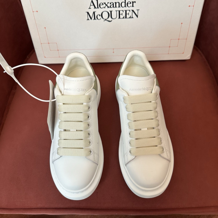 ALEX MCQU SNEAKER