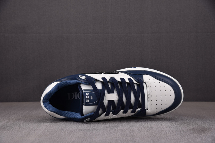 D10R B57 LOW SNEAKER
