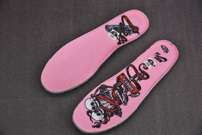 NIKE SB DUNK LOW STRANGELOVE SKATEBOARDS (SPECIAL BOX) - CT2552-800