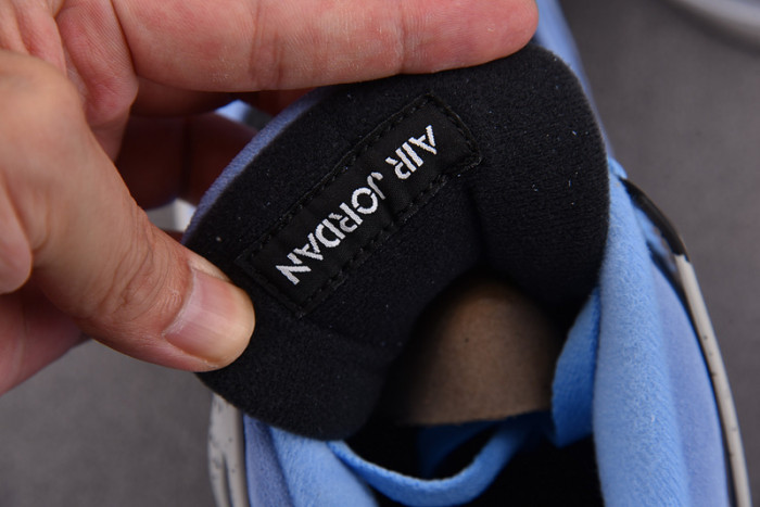 AIR JORDAN 4 SE “UNIVERSITY BLUE” CT8527-400