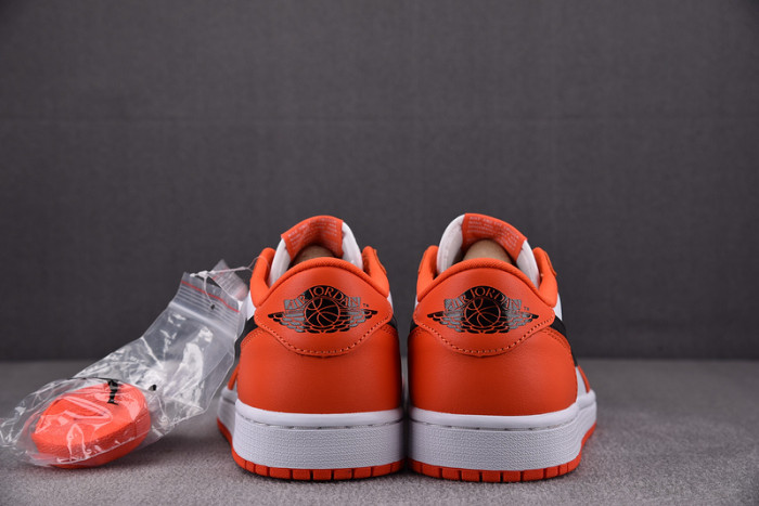 WMNS Air Jordan 1 Low OG "Starfish" CZ0775-801
