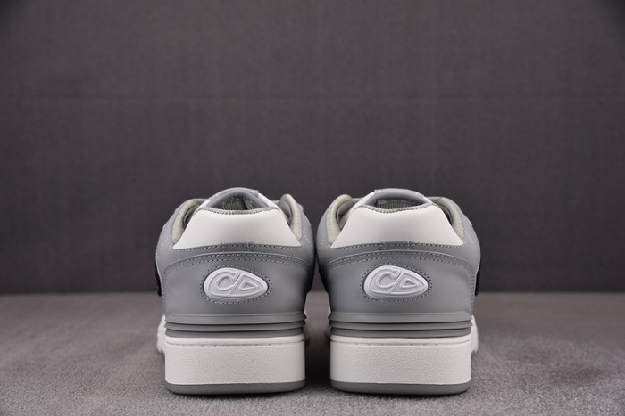 D10R B57 LOW SNEAKER