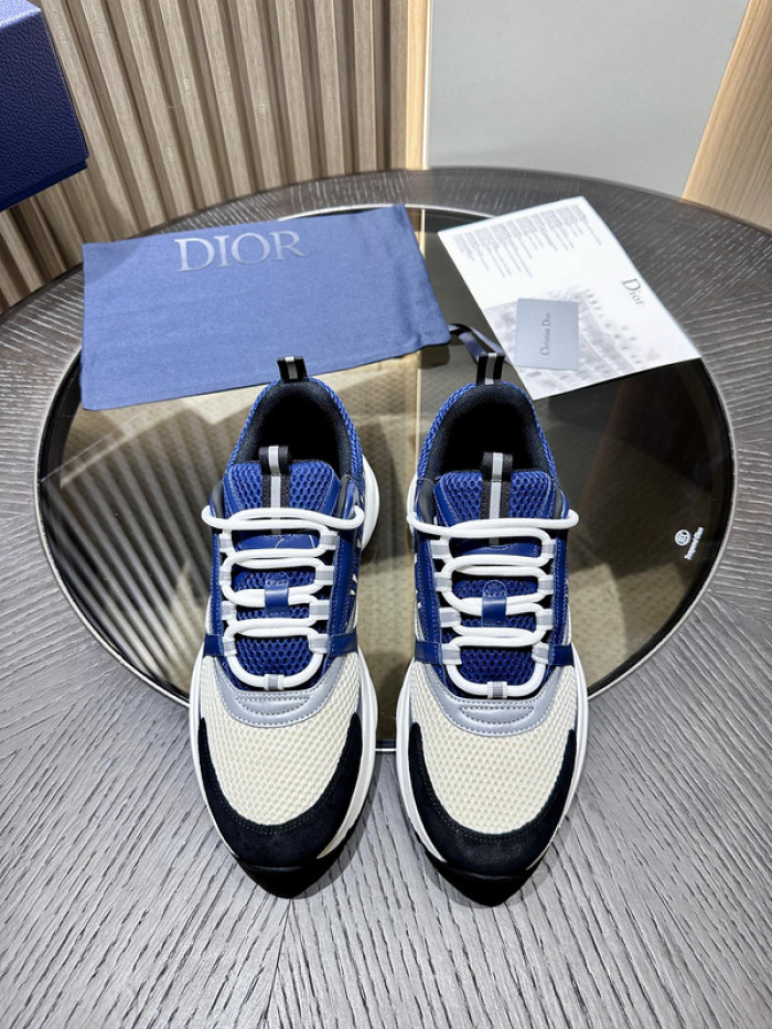 D10R SNEAKER