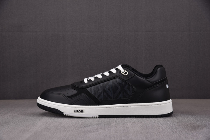 D10R B27 LOW SNEAKER