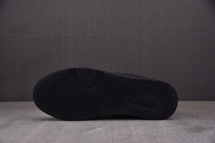 D10R B27 LOW SNEAKER