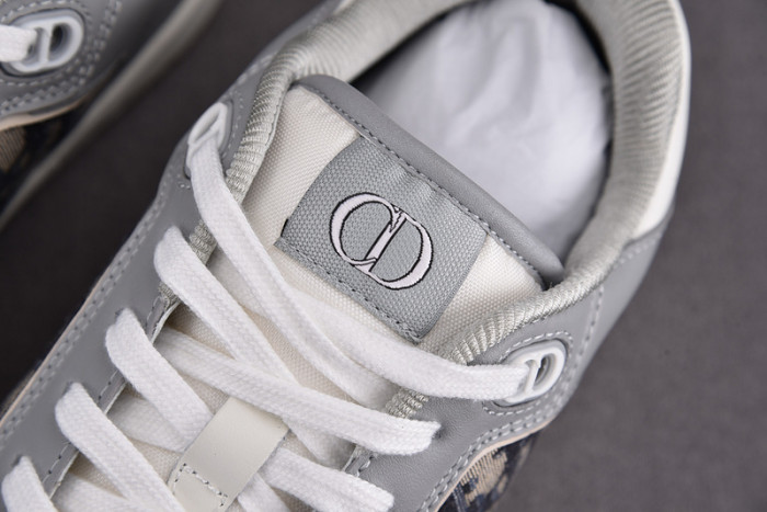 D10R B27 LOW SNEAKER