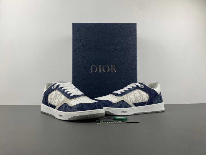 D10R B27 LOW SNEAKER