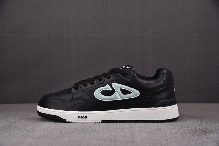 D10R B57 LOW SNEAKER