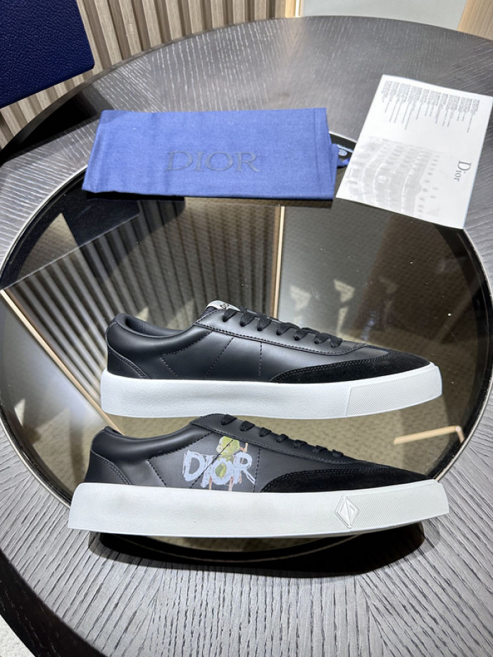 D10R SNEAKER