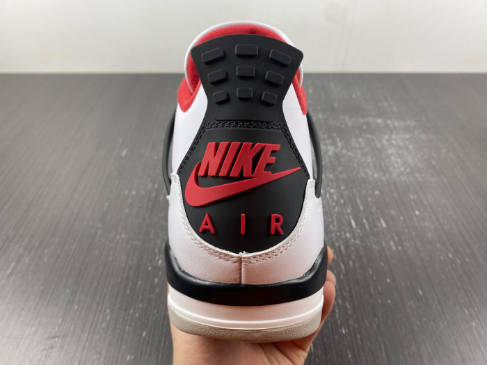 AIR JORDAN 4 RETRO  FIRE RED (2020)  DC7770-160