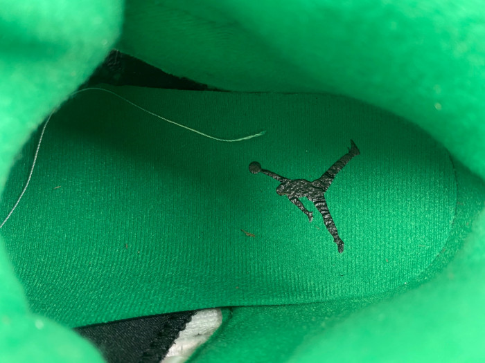 Air Jordan 5 "Burgundy" DD9336-103