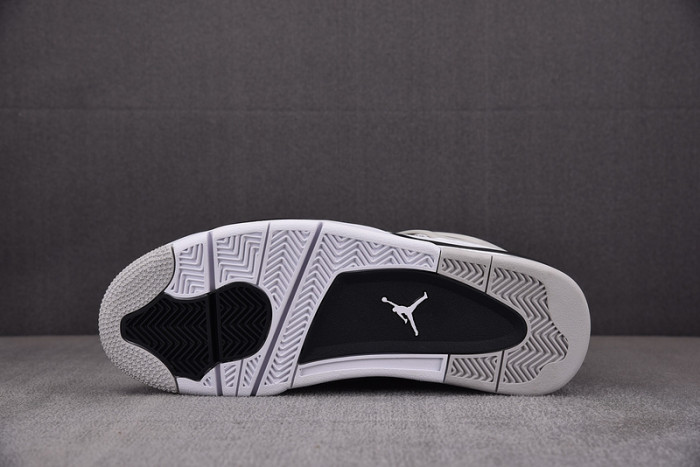 AIR JORDAN 4 “MILITARY BLACK” DH6927-111