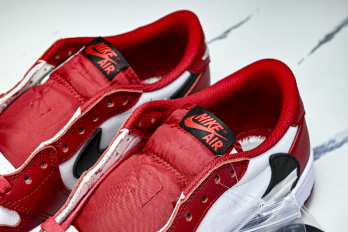 Travis Scott x Air Jordan 1 Low DM7866-101