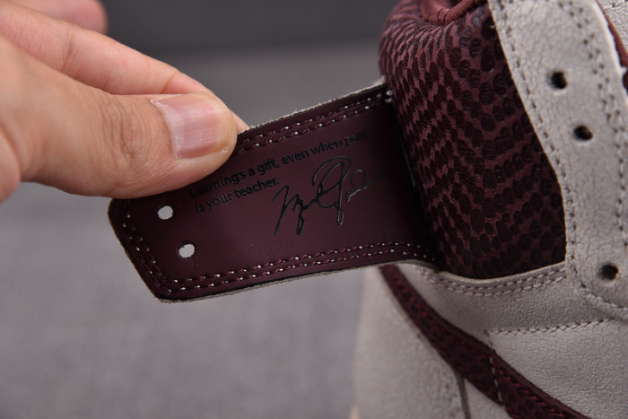 A MA MANIERE X AIR JORDAN 1 DO7097-100