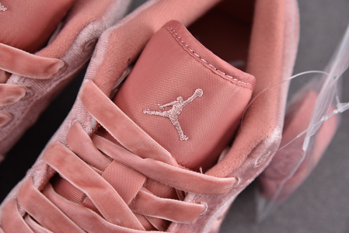 Air Jordan 1 Low“Pink Velvet” DQ8396-600