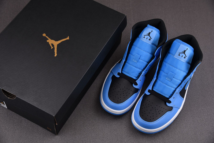 Air Jordan 1 Mid“University Blue” DQ8426-401