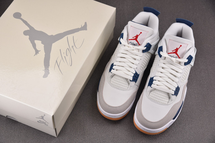 Air Jordan 4 Retro SB Navy DR5415-100
