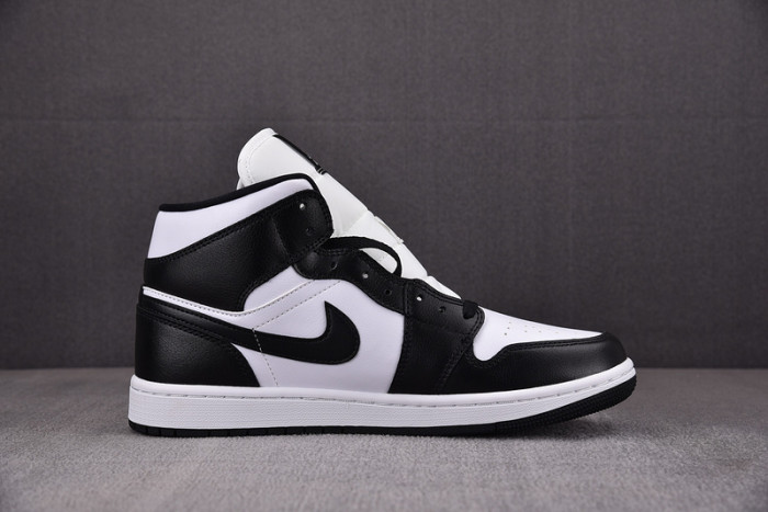 Air Jordan 1 Mid "Panda" DV0991-101