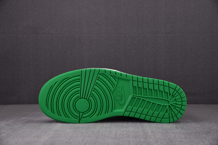 Air Jordan 1 High OG "Lucky Green" DZ5485-031