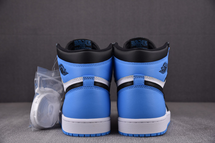Air Jordan 1 High OG University Blue DZ5485-400