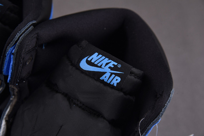 Air Jordan 1 High OG University Blue DZ5485-400