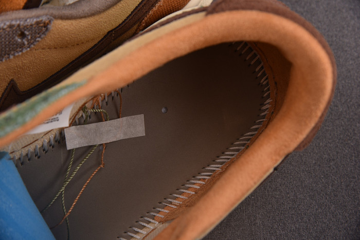 Air Jordan 1 Retro Low OG Zion Williamson Voodoo  DZ7292-200