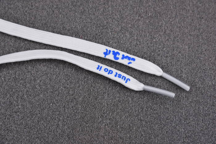 NK Dunk Low “Ivory Hyper Royal” FB1843-141