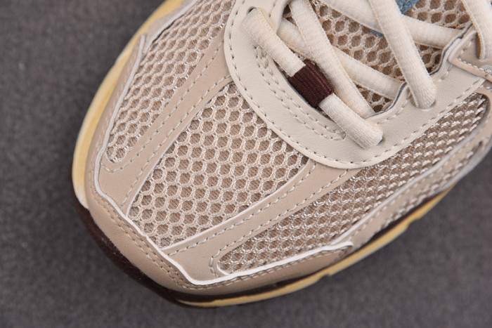 Nike Zoom Vomero 5 Oatmeal (Women