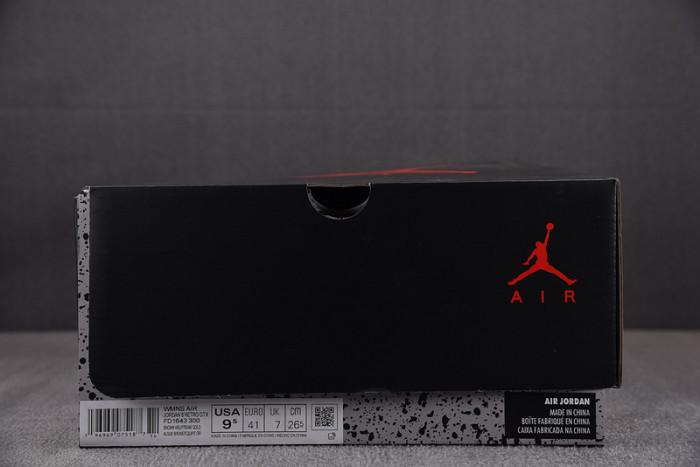 Air Jordan 6 Retro Gore-Tex Brown Kelp (Women