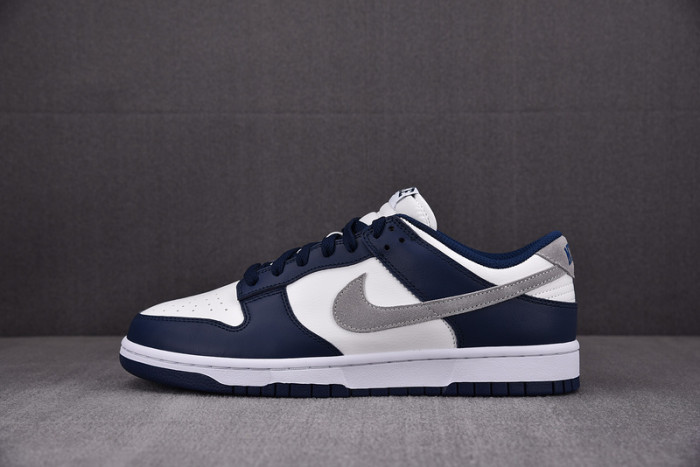 Nike Dunk Low “Midnight Navy” FD9749-400