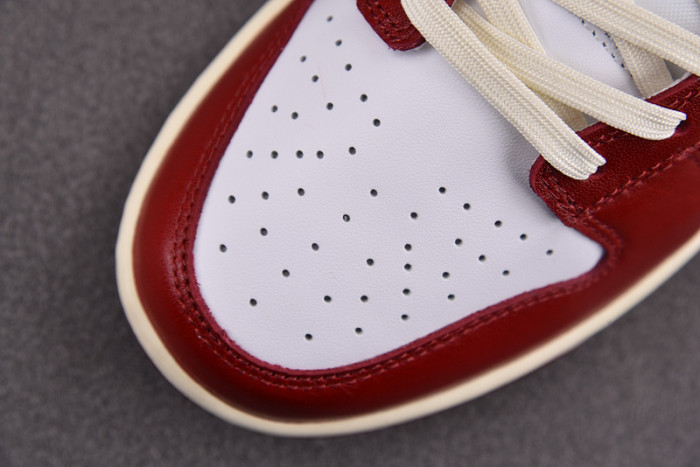 WMNS NK Dunk Low PRM “Team Red and White” FJ4555-100