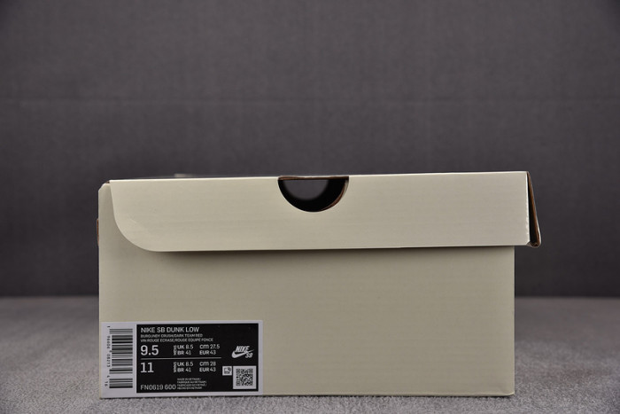 Nike SB Dunk Low Valentine