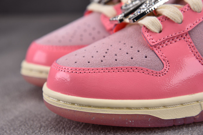 NIKE Dunk Low LX “Hot Punch and Pink Foam” Barbie FN8927-621